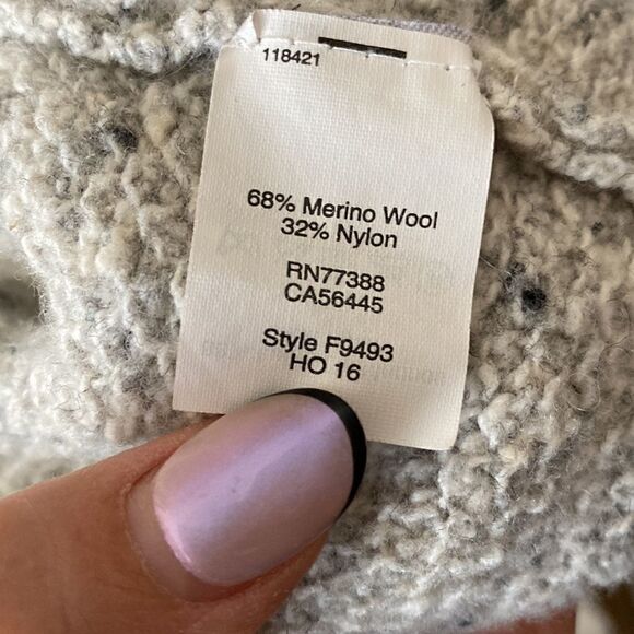 EUC Madewell Button-Back Sweater-Tunic Dress in Donegal Grey - Picture 9 of 11